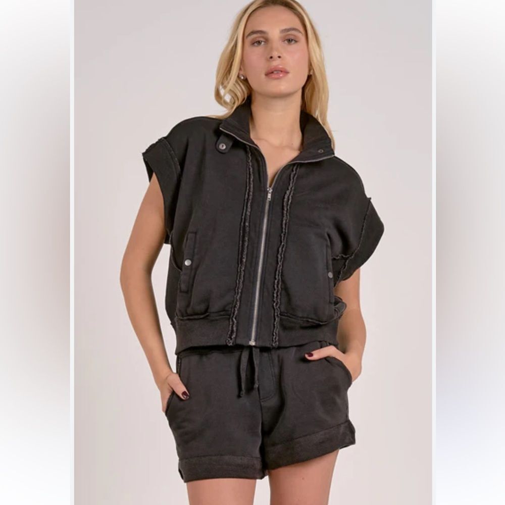 Elan Ainsley black zip up sweatshirt vest NWT